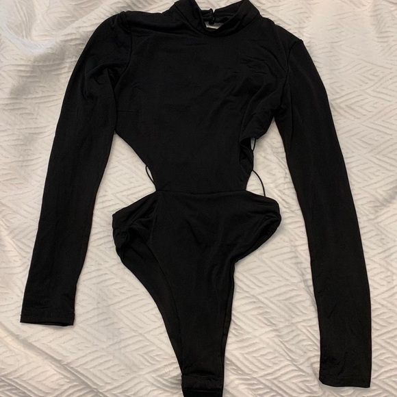 tiger mist backless strappy bodysuit - Picture 3 of 4